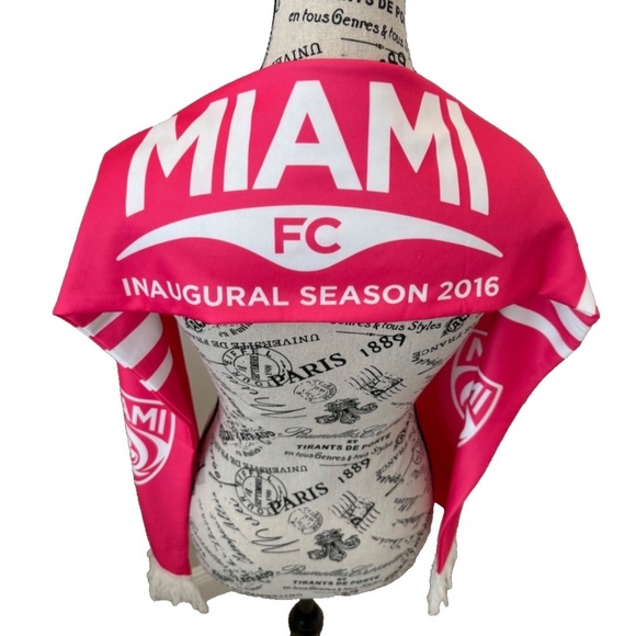 Miami FC Futbol Club Inaugural Season Fan Scarf; Soccer Pink and White; 60" x 7" - Picture 3 of 5